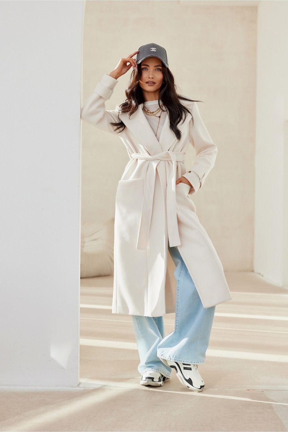 Mantel model 206986 Roco Fashion