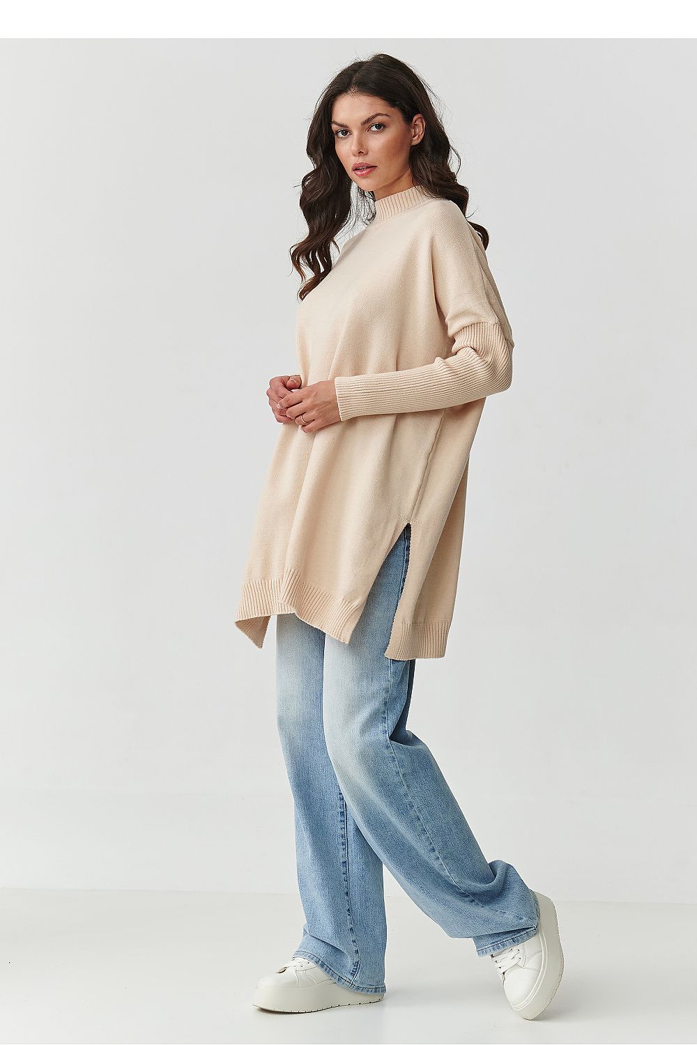Pullover model 217401 Makadamia