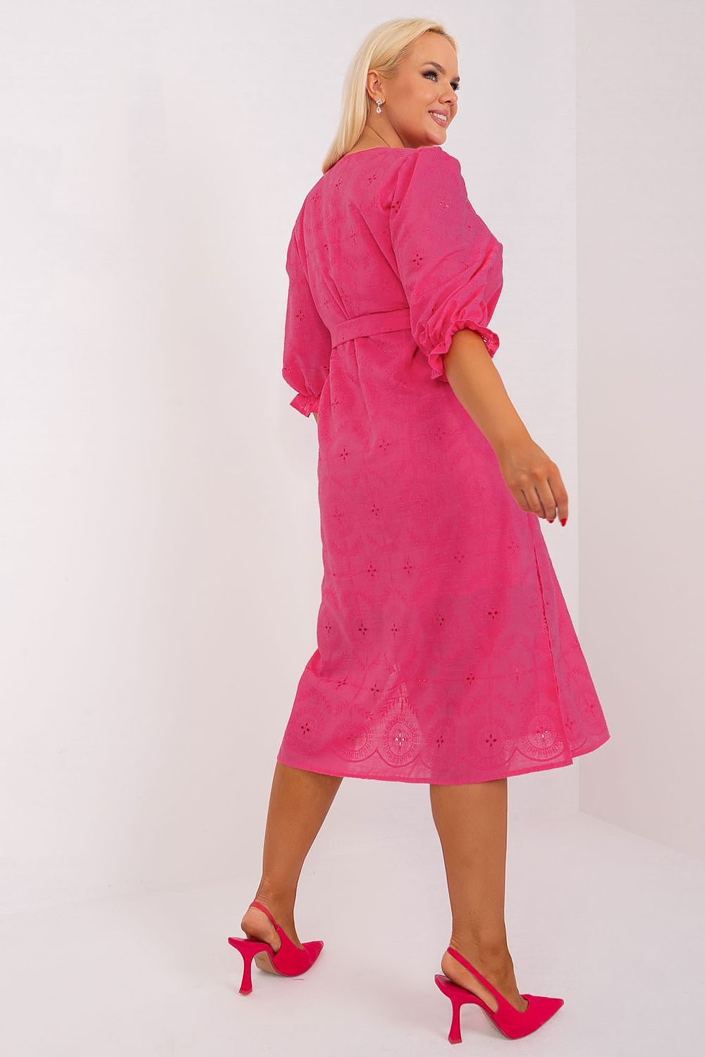 Plus-Size Kleider model 182287 Lakerta