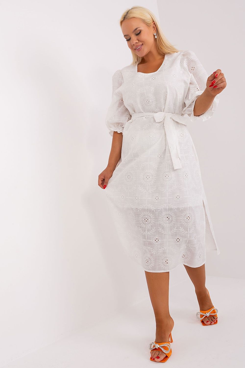 Plus-Size Kleider model 182288 Lakerta